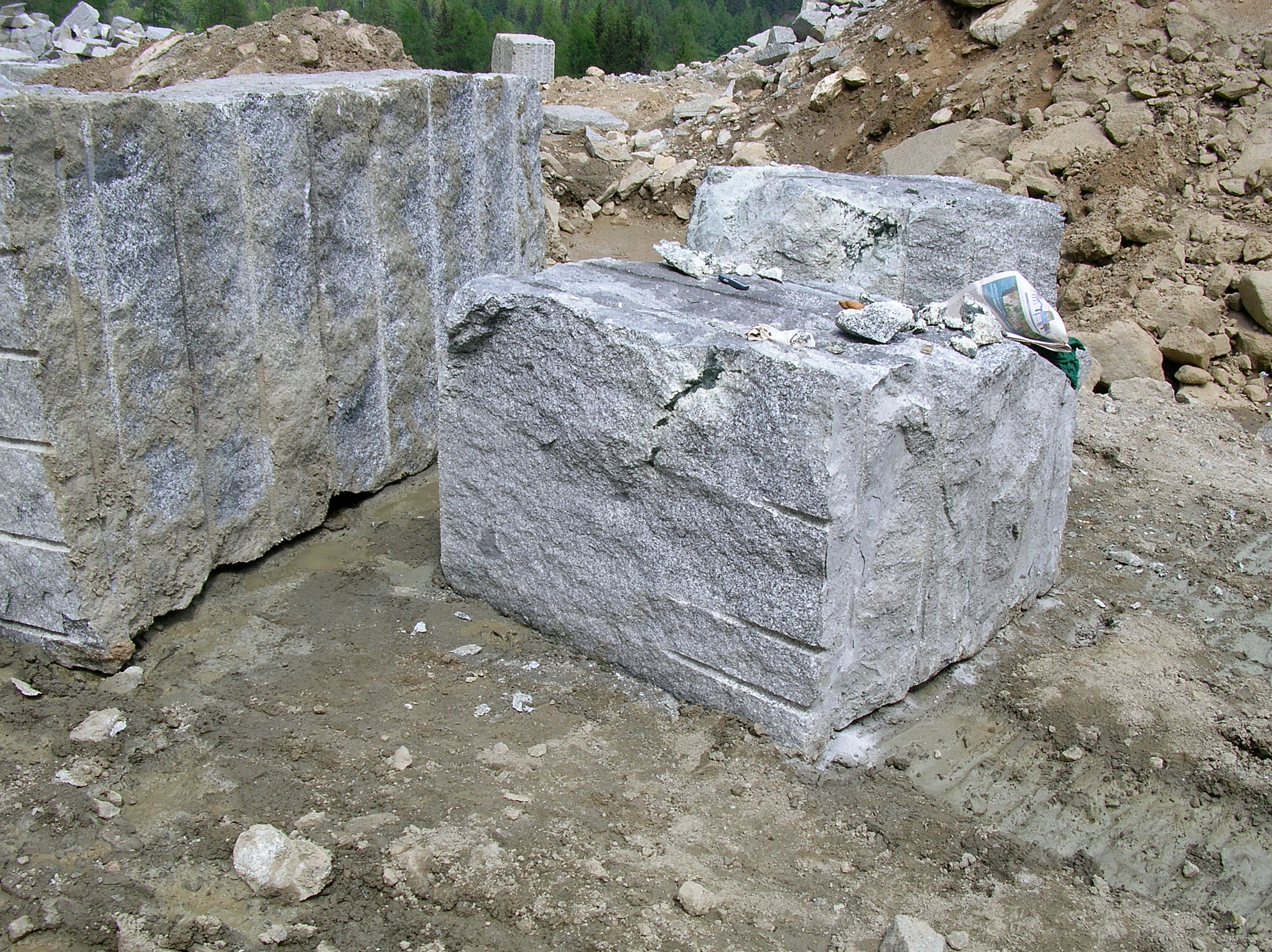 blocco mineralizzato - cava val formazza