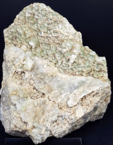 minerali alpini, campione di Fluorite-Quarzo-Heulandite - dimensioni 8x7x6 cm
