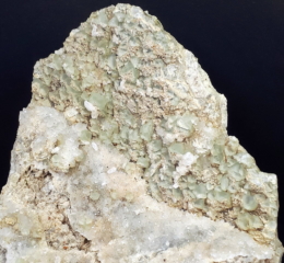 minerali alpini, particolare fluorite quarzo heulandite - dimensioni campione 8x7x6 cm